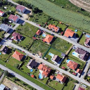 Długoterminowe inwestycje w nieruchomości: strategie i ryzyko